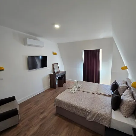 Hotel Sax Balkan 2*